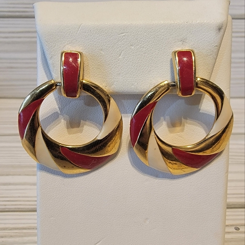 Vintage Red Ivory Enamel Gold Tone Door Knocker Clip On Earrings